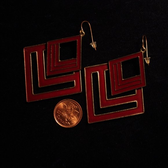 [UNKNOWN] Red Rhomboid Earrings - Picture 11 of 11